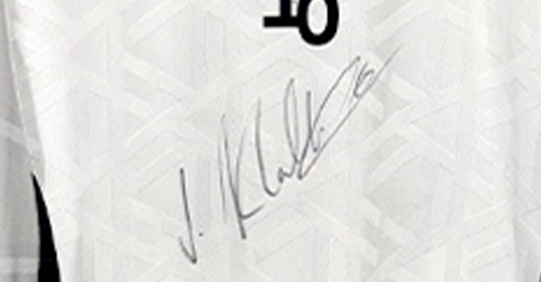 Khedira Jubiläumstrikot   Khedira Jubiläumstrikot