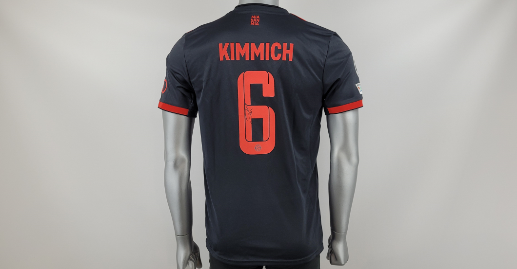  Kimmich FCB-Trikot  
