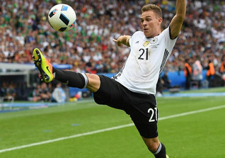  Kimmich signiertes Trikot 