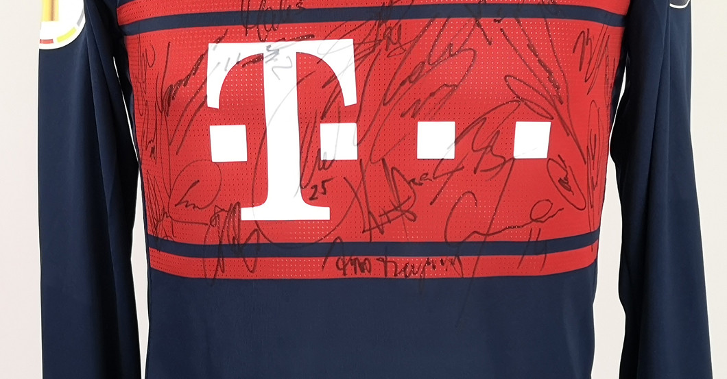 Kimmichs Pokaltrikot   Kimmichs Pokaltrikot