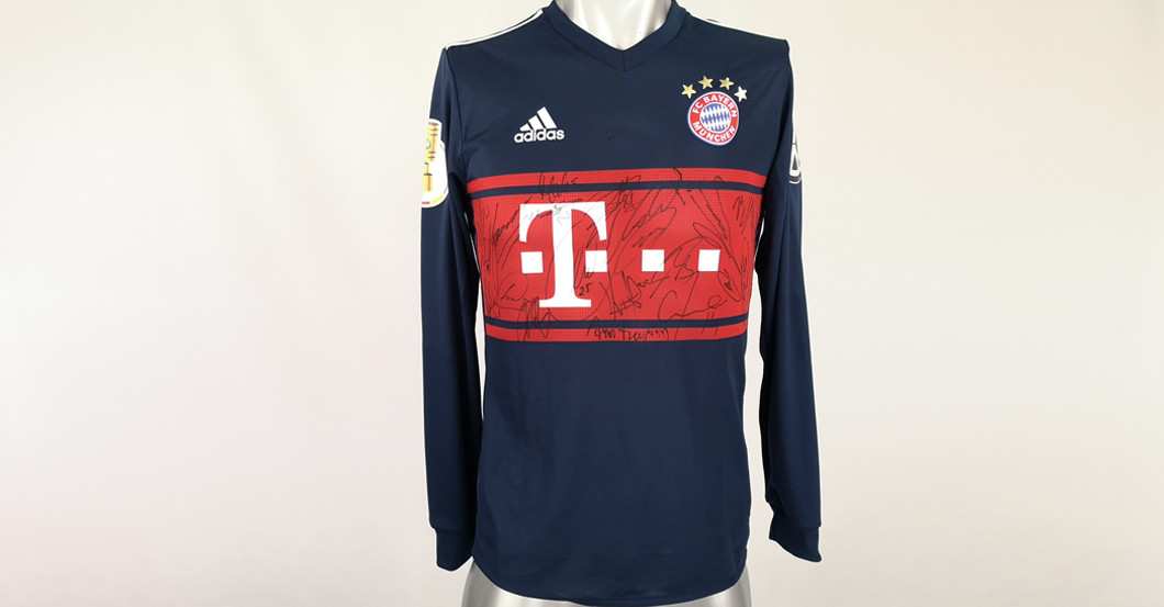 Kimmichs Pokaltrikot   Kimmichs Pokaltrikot