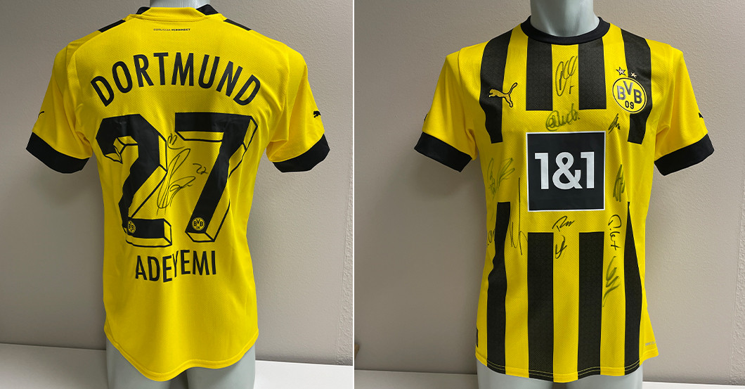  KL Adeyemi teamsigniert 