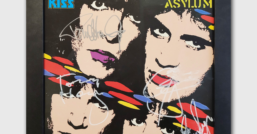 KL Asylum KISS    KL Asylum KISS