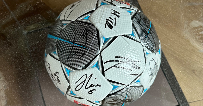 KL Bayern Ball    KL Bayern Ball