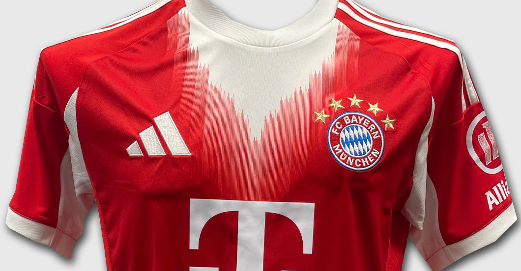  KL Bayern Olise Trikot 
