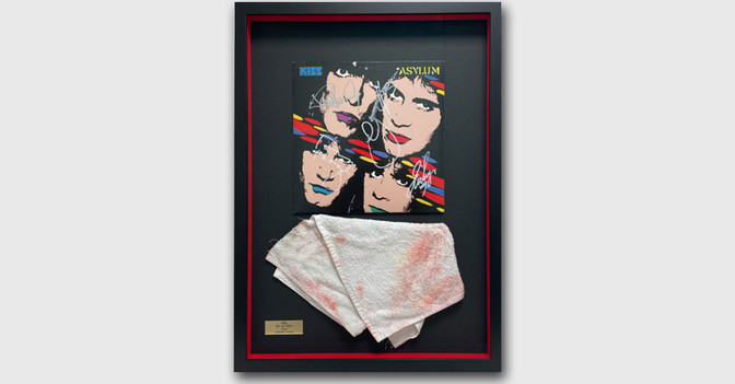 KL KISS Handtuch LP    KL KISS Handtuch LP