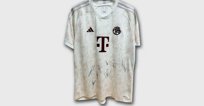 KL Sondertrikot FC Bayern   KL Sondertrikot FC Bayern