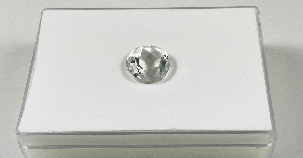 Klarer Bergkristall rund   Klarer Bergkristall rund