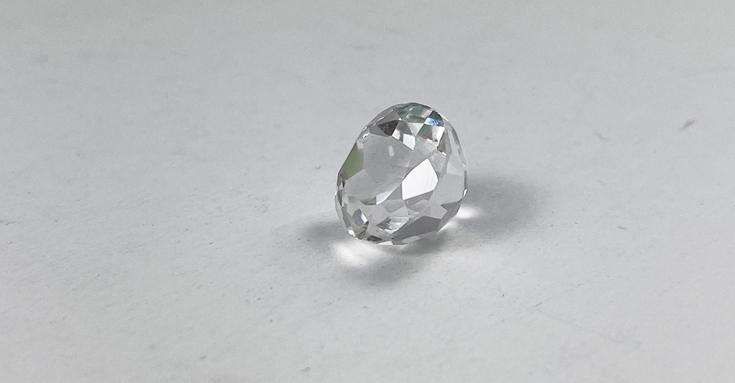 Klarer Bergkristall rund   Klarer Bergkristall rund