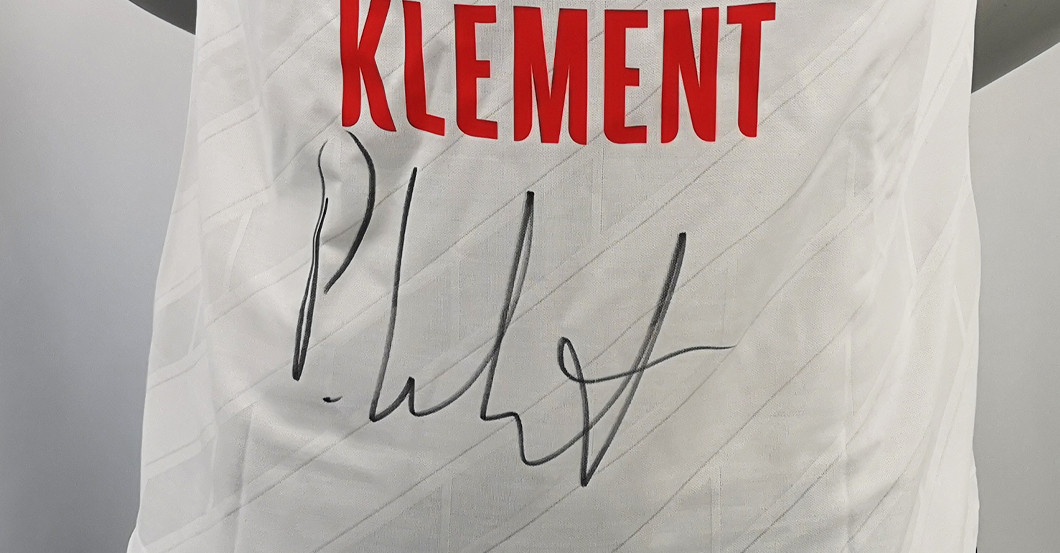 Klement VfB signiert    Klement VfB signiert