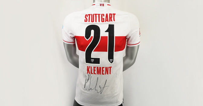 Klement VfB signiert    Klement VfB signiert