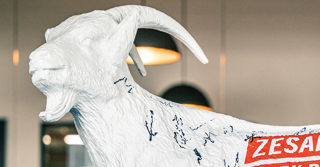  Köln Hennes signiert 