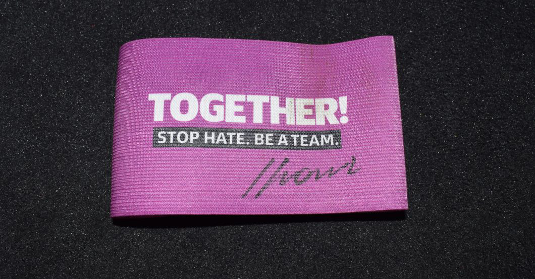 Köln Kapitänsbinde    Köln Kapitänsbinde