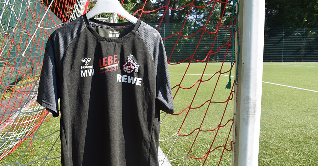 Köln Trainershirt Weuthen   Köln Trainershirt Weuthen