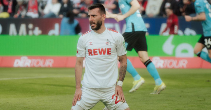 Köln Trikot Adamyan   Köln Trikot Adamyan