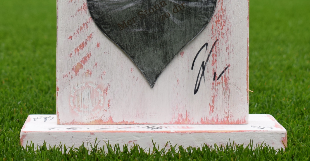 Kölner Dom signiert   Kölner Dom signiert