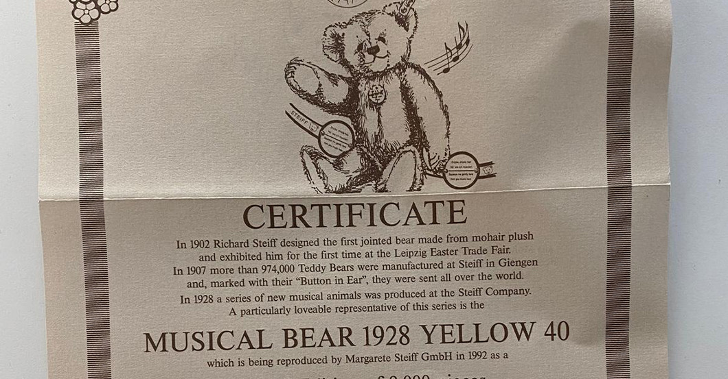 KP Steiff Musik Bär    KP Steiff Musik Bär