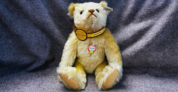 KP Steiff Musik Bär    KP Steiff Musik Bär