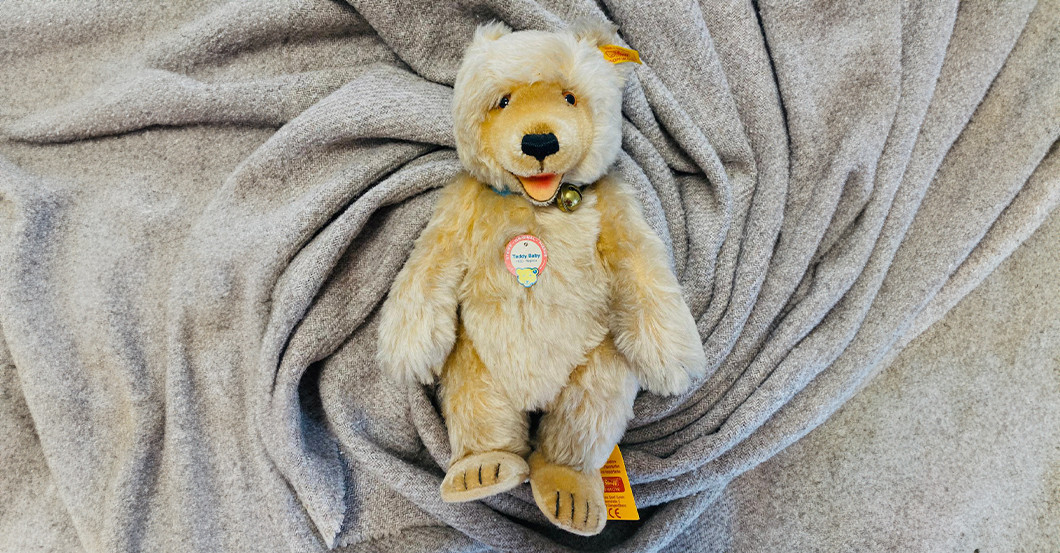  KP Steiff Teddy Baby 