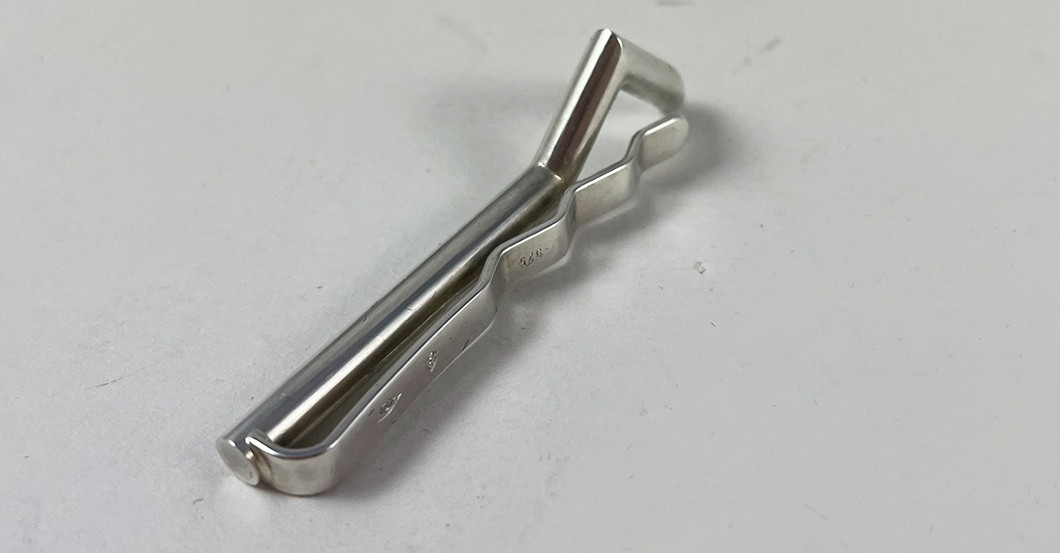 Kravattenklemme   Kravattenklemme