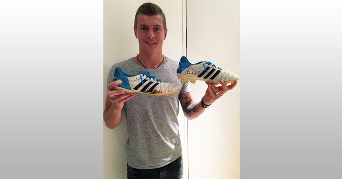  Kroos Trikot und Schuhe 