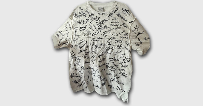 Kunshikitty T-Shirt   Kunshikitty T-Shirt