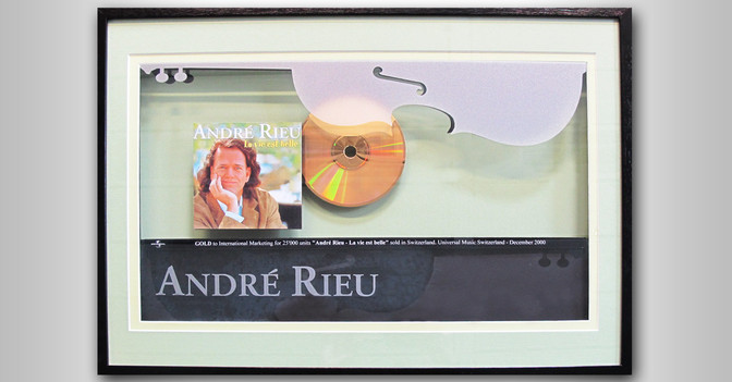  La vie est belle Rieu 