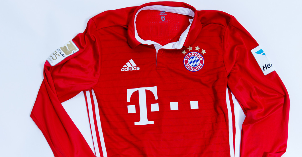  Lahms getragenes Trikot 