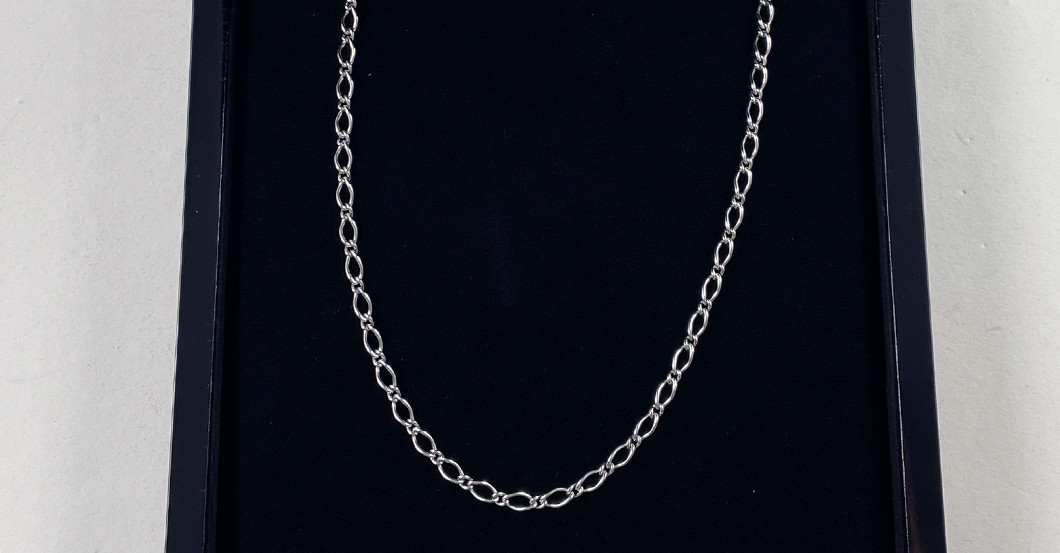 Lange Silberkette   Lange Silberkette