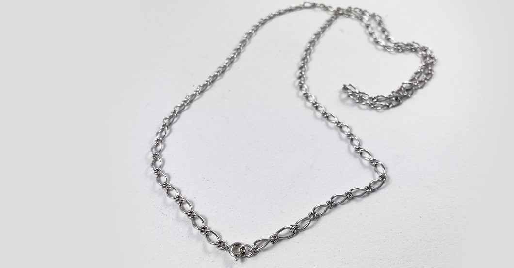 Lange Silberkette   Lange Silberkette