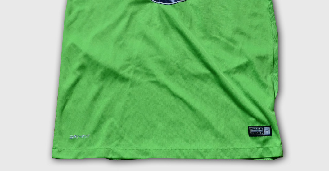 Lara Dickenmann Trikot   Lara Dickenmann Trikot