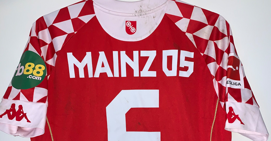 Latza Mainz Trikot   Latza Mainz Trikot