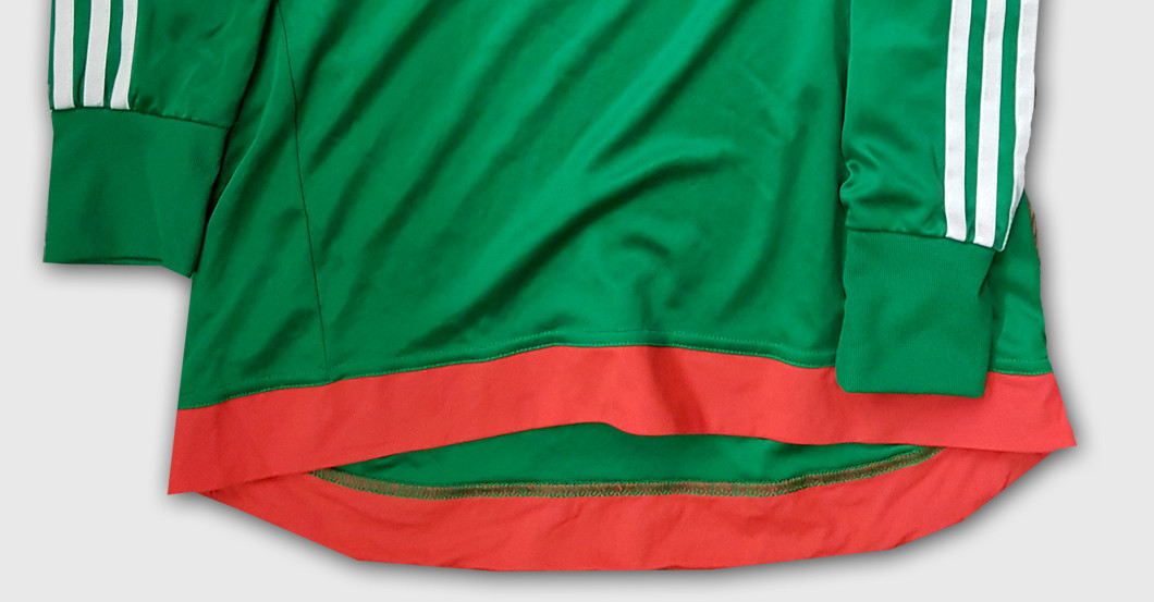  Laura Benkarth Trikot 