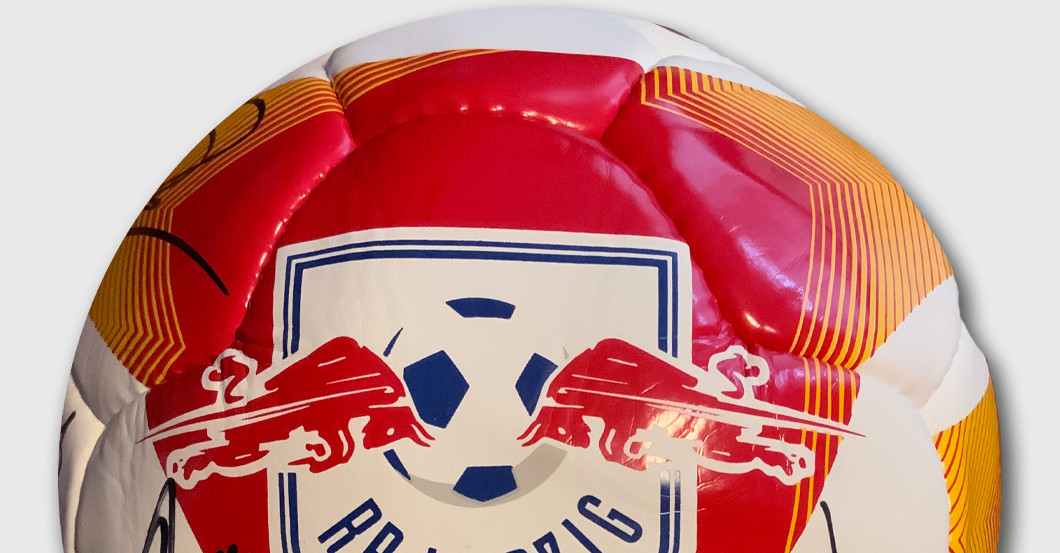  Leipzig signiert Ball 