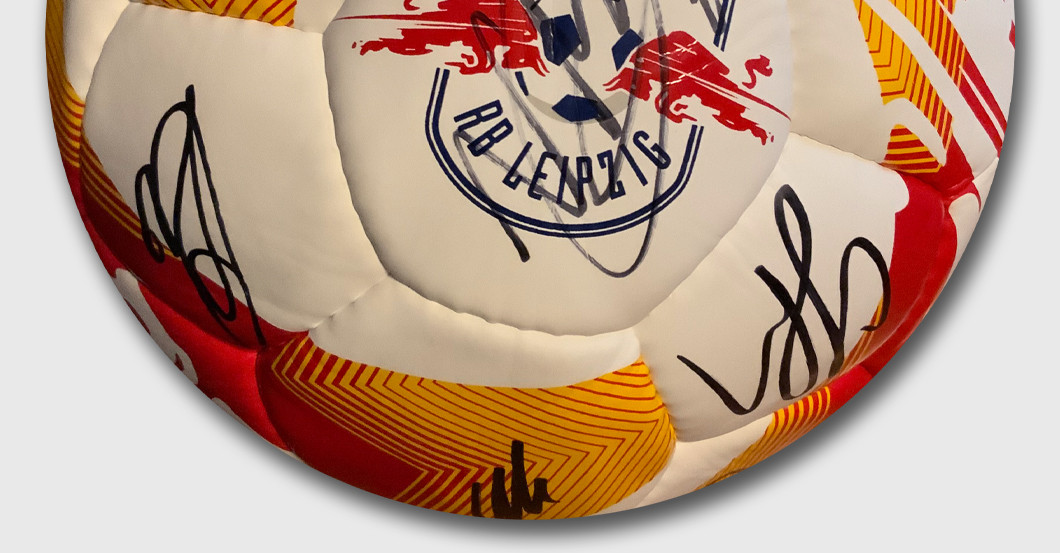  Leipzig signiert Ball 