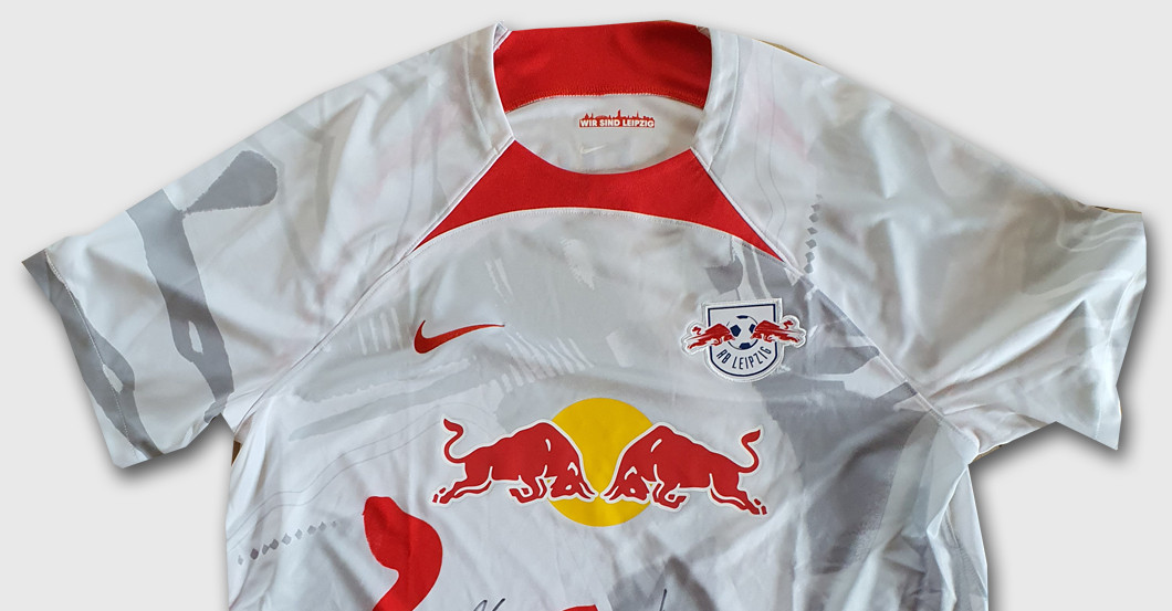 Leipzig Trikot signiert   Leipzig Trikot signiert