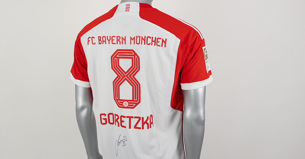 Leon Goretzka FCB-Trikot   Leon Goretzka FCB-Trikot