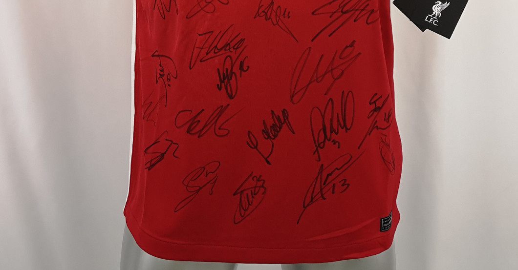 Liverpool Championstrikot   Liverpool Championstrikot