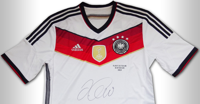 Löws Weltmeister Trikot 2   Löws Weltmeister Trikot 2