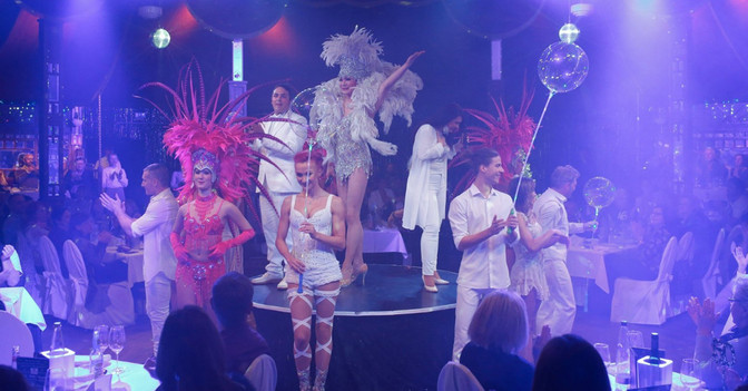  Loge Dinner Variete Show 