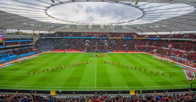  Lukas Hradecky treffen 