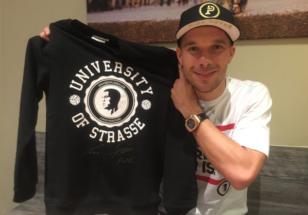 Lukas Podolskis Pulli   Lukas Podolskis Pulli