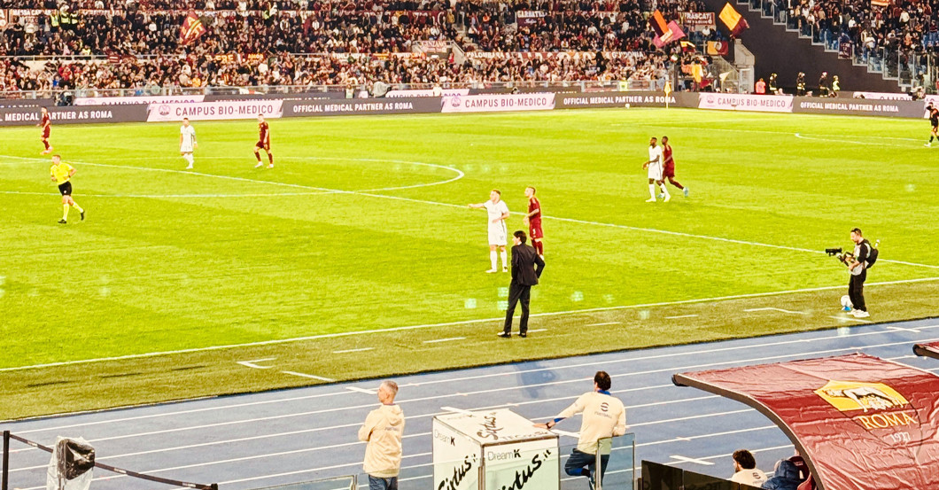 M4K Rom Reise   M4K Rom Reise