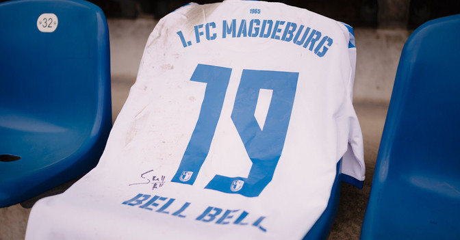  Magdeburg Trikot Bell  