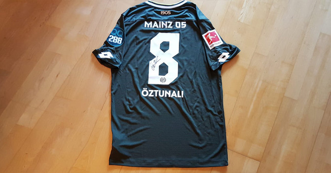 Mainz Trikot Öztunali   Mainz Trikot Öztunali