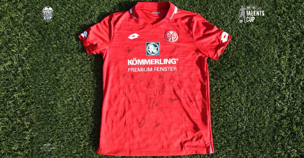  Mainz Trikot teamsigniert 