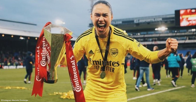  Manuela Zinsberger Trikot 