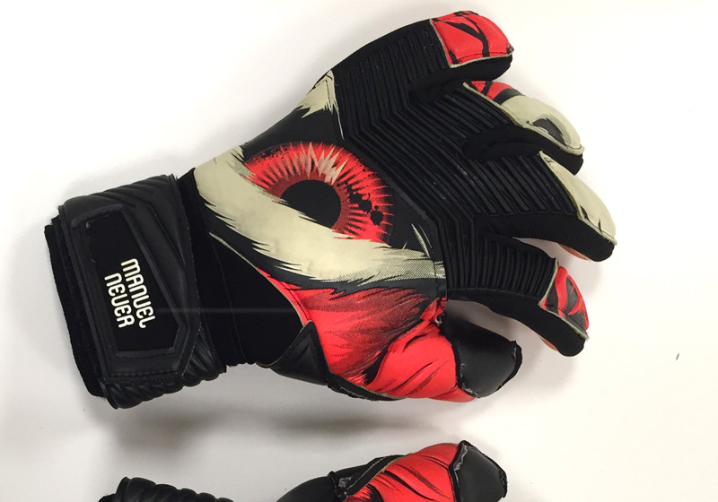  Manuels Torwarthandschuhe 