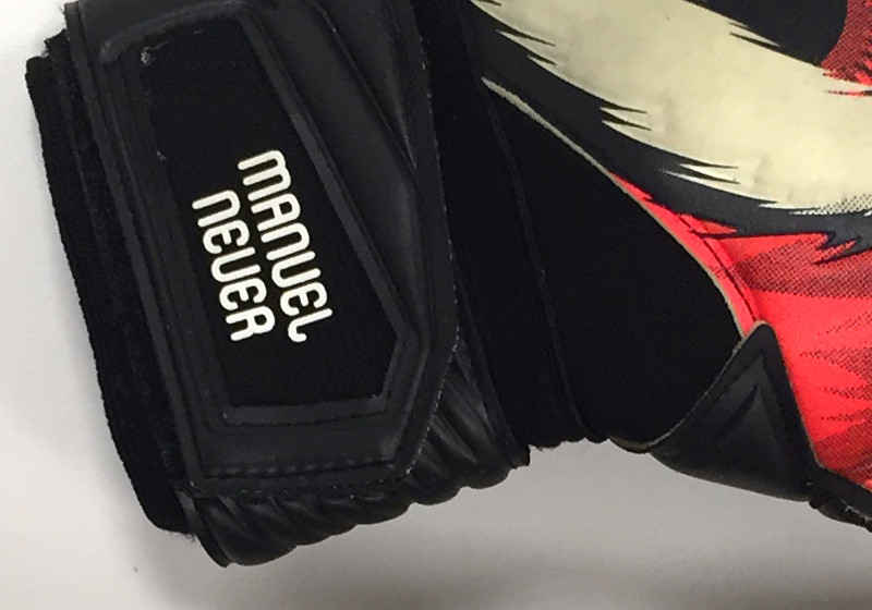  Manuels Torwarthandschuhe 