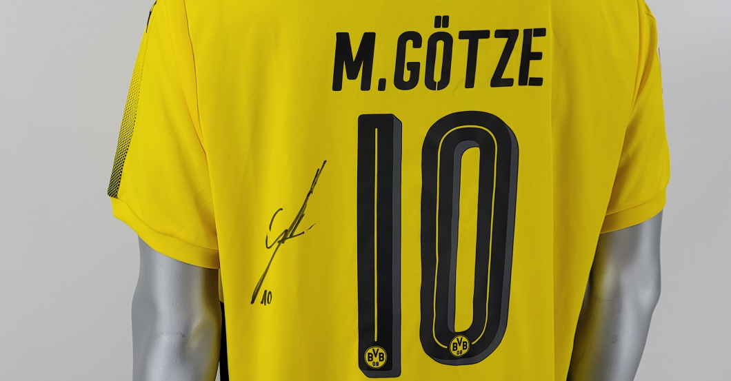  Mario Götze BVB-Trikot  